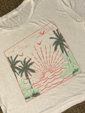 (4 for $20) GAPBODY Boxy Night Shirts  - Sunset Palm Tree Print - M - EUC